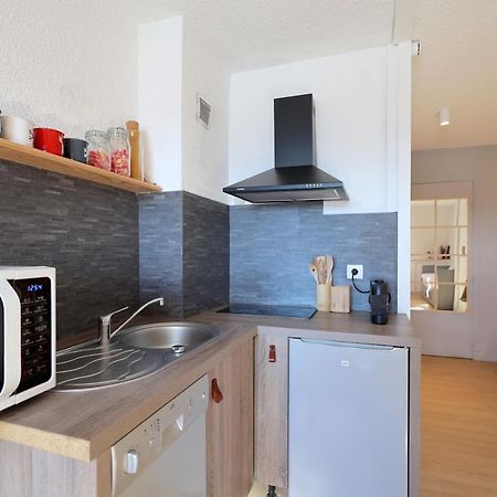 Studio Avec Tres Belle Vue Sur Les Angles Et Proche Des Pistes Luaran gambar
